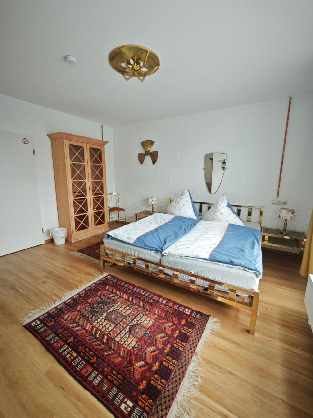 Mine Hotel Weilerswist Luaran gambar